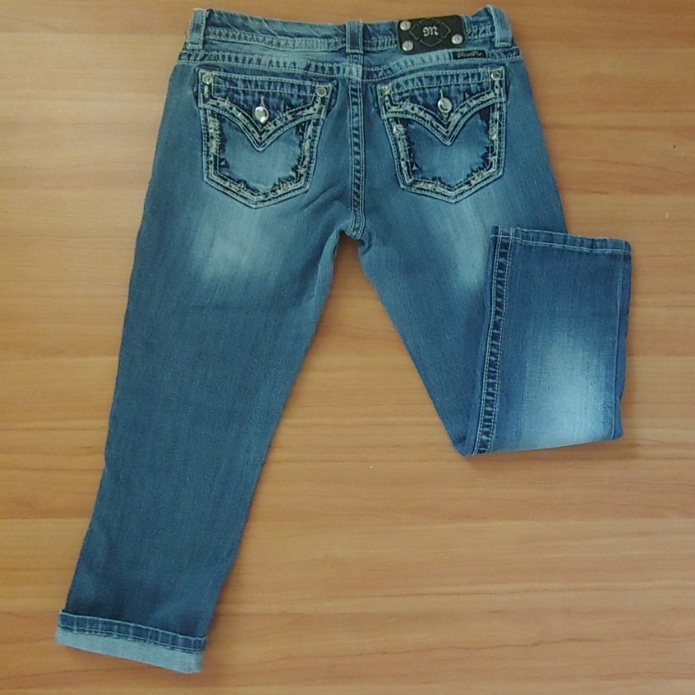 Miss Me cropped jeans